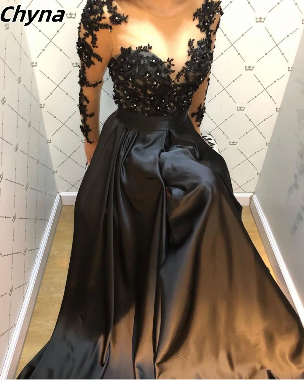 2023 Black Handmade Flowers Crystal Formal Evening Dress Satin Lace Women Evening Gowns Elegant A-Line Long Sleeve Prom Dresses