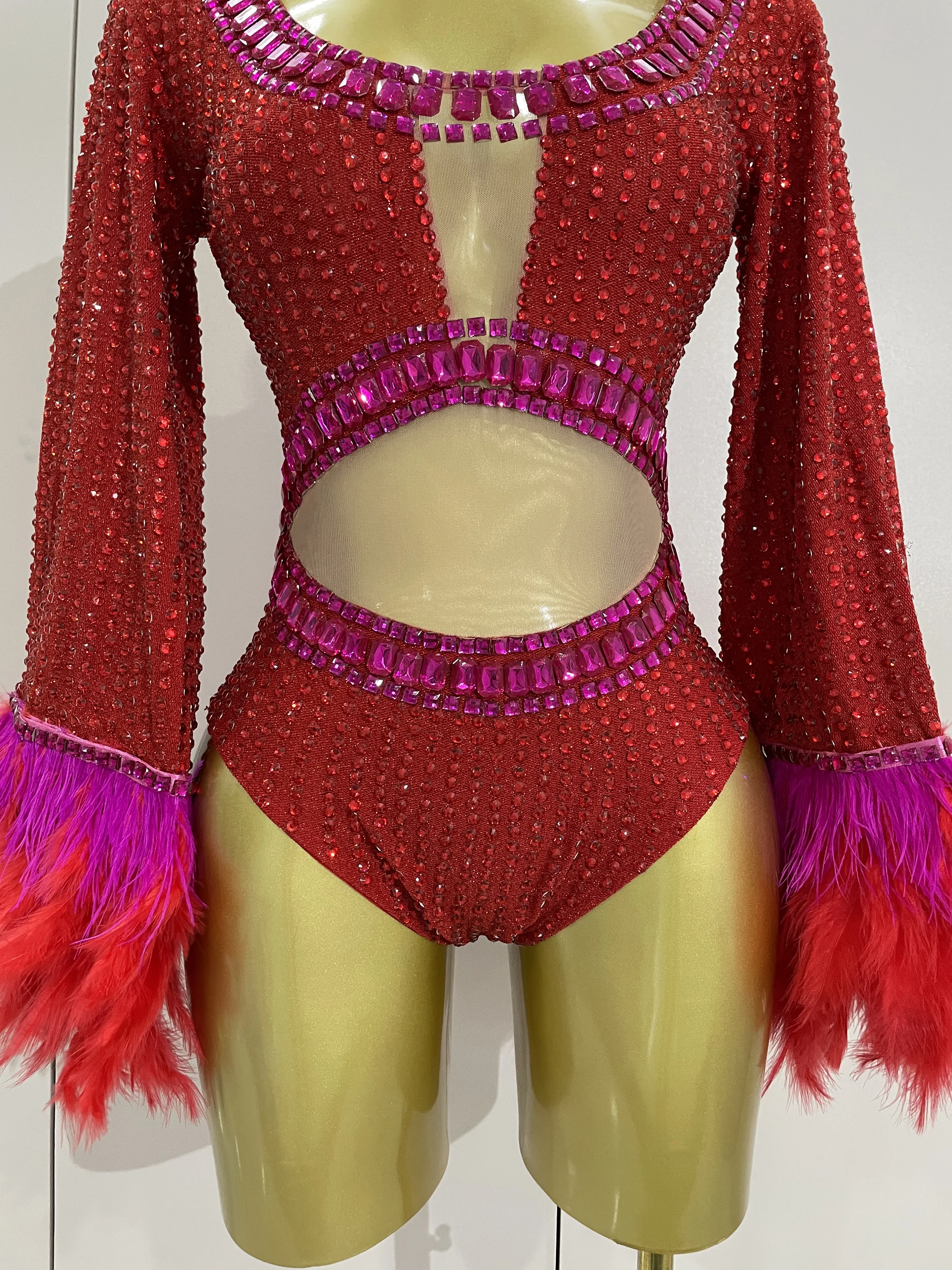 ผู้หญิงหรูหรา Rhinestones Feather ตาข่ายแขนยาวเซ็กซี่ NightclubSinger Dancer Leotard STAGE เครื่องแต่งกาย