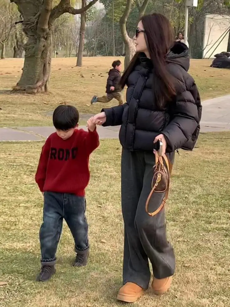 

Женская короткая утепленная зимняя куртка с капюшоном, пуховик в стиле «хлебный пух», черная, с дизайном «черепаховая спинка», в корейском стиле, для повседневной носки