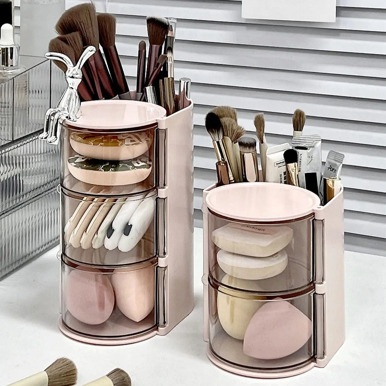 Desktop Rotating Makeup Brush Storage Cylinder, Powder Puff, Eyebrow Pencil, Beauty Egg, Dustproof Cosmetics Storage Box