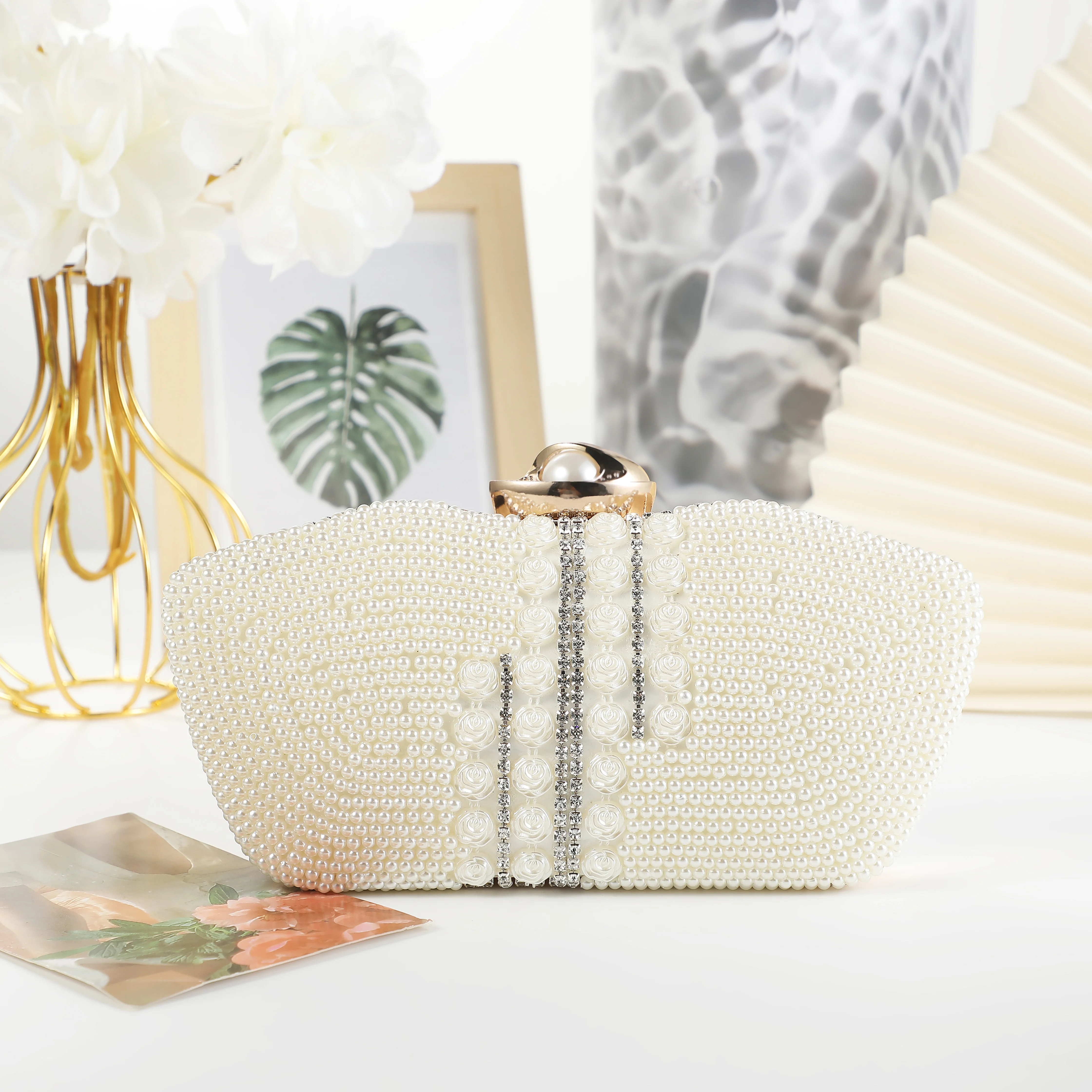 New Customizable Elegant Light Luxury Pearl Dinner Bag Hand-beaded Metal Chain One-shoulder Evening Clutch Bag For Woman