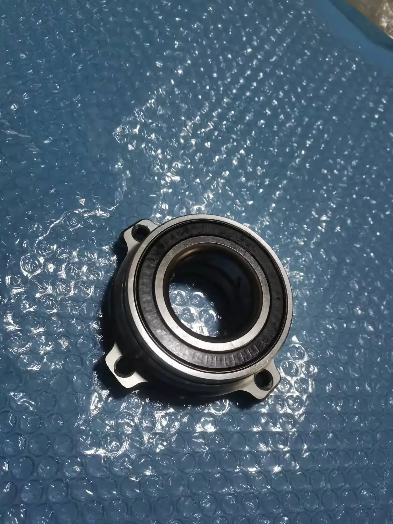 Rear Wheel Hub Bearing Rear Wheel Bearing For BMW E39 520i 523Li 525i 528i 530i 535i 540i 33411095652