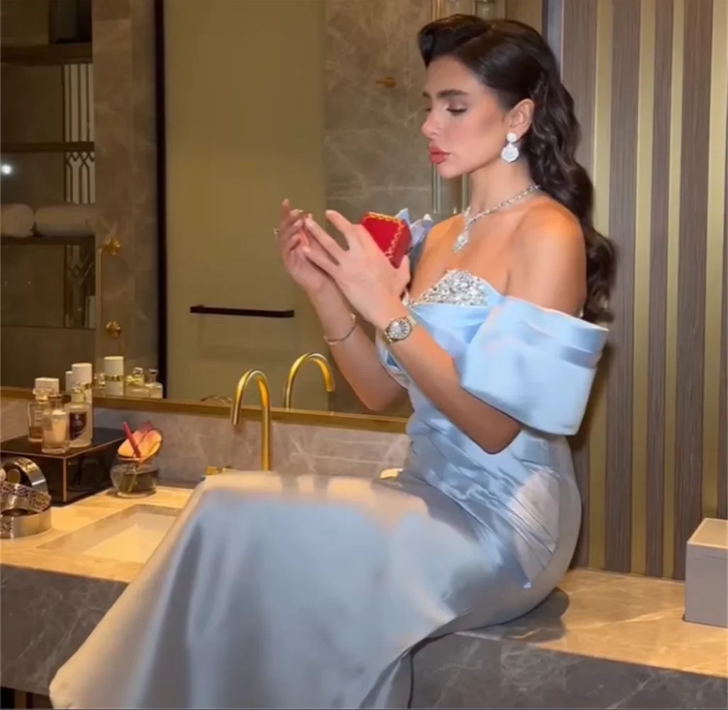 Personalizado de alta qualidade sexy fora do ombro bainha vestidos de noite contas lantejoulas cetim vestido de baile vestidos de festa para mulher