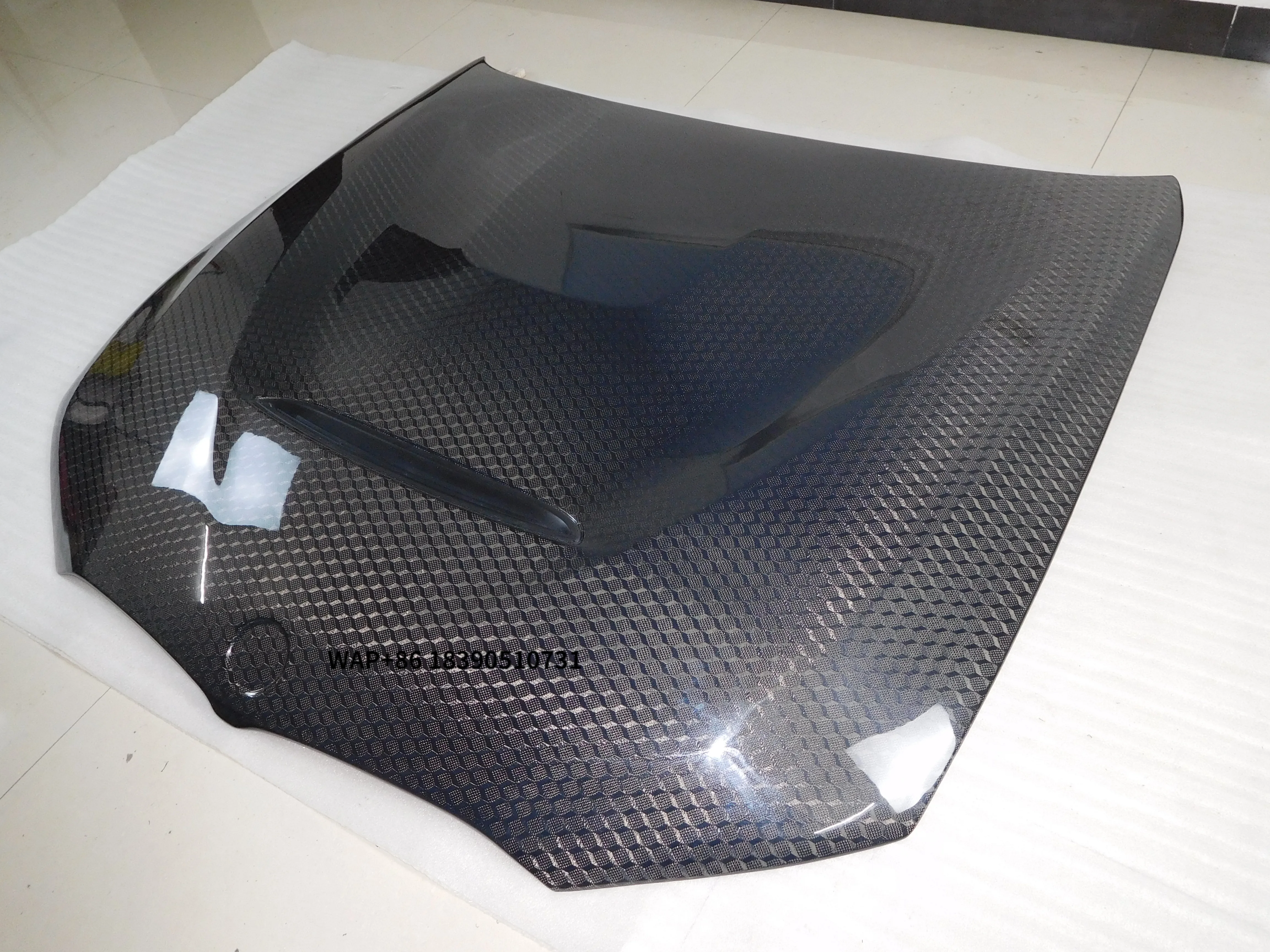 

GTS style Carbon Fiber Hood for G20 3Series 7th