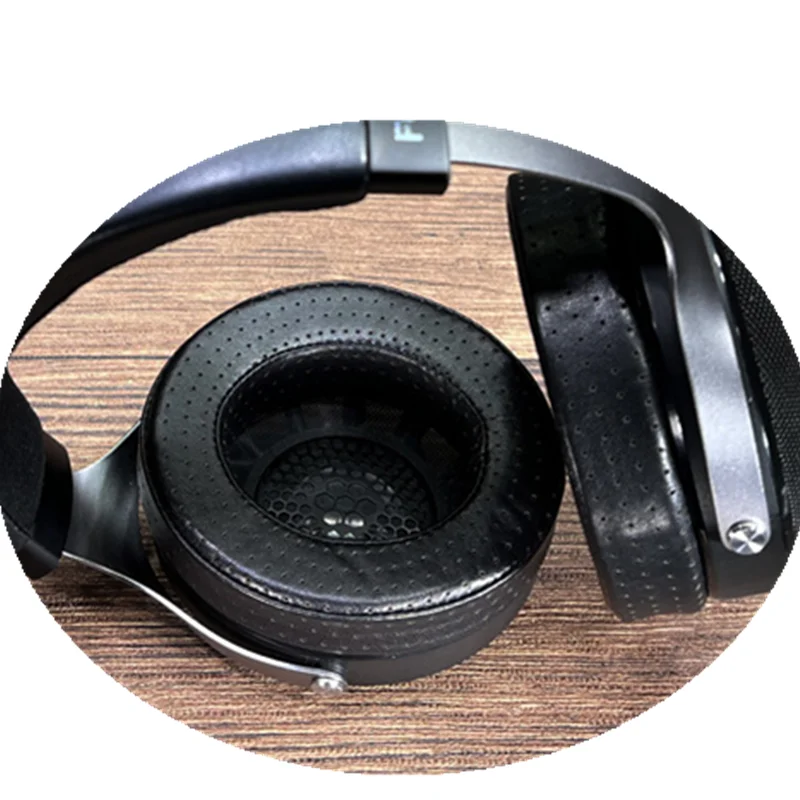 Perforierte Lammfell-Ohrpolster für Focal CLEAR MG ELEGIA UTOPIA S TELLIA Kopfhörer Ersatz-Ohrpolster aus Lammleder Schwarz – Detail 10