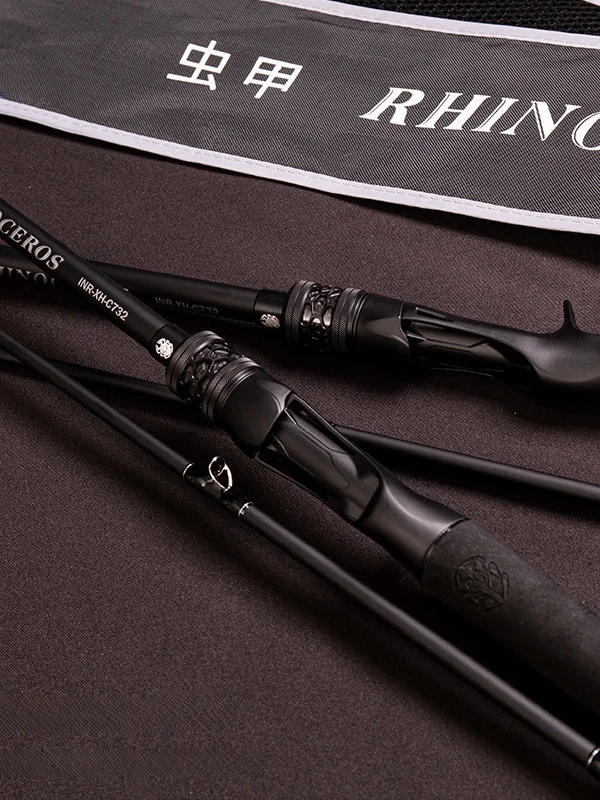 canne-a-peche-robuste-avec-poignee-pistolet-pour-lancer-loin-speciale-black-bass-pour-gros-poissons-avec-ame-rigide-pour-peche-rapide-et-professionnelle