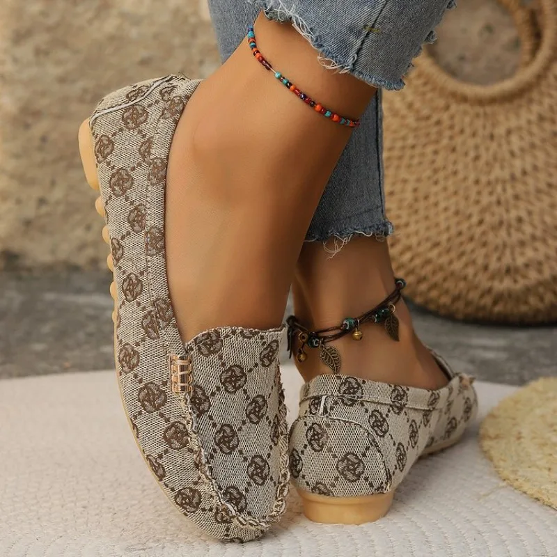 Women Flats Shoes Luxury Print Design Loafer Casual Outdoor Shoes Soft Tennis Sneakers Female Outdoor Loafers Footwear Plus Size view 3