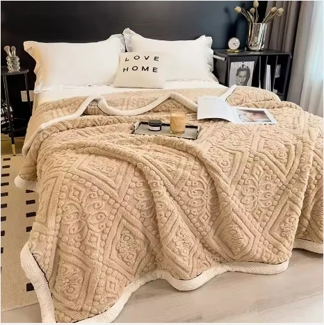

Velvet Blankets for Naps, Soft and Fluffy Sofa Covers, Warm Blankets for Comfortable Beds, Household Blankets