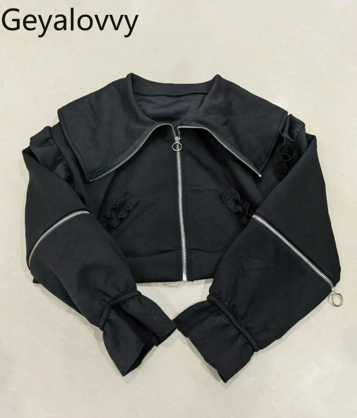 

Японский стиль Harajuku, милая милая куртка с лацканами и длинными рукавами для девочек, осеннее новое черное универсальное повседневное короткое пальто на молнии