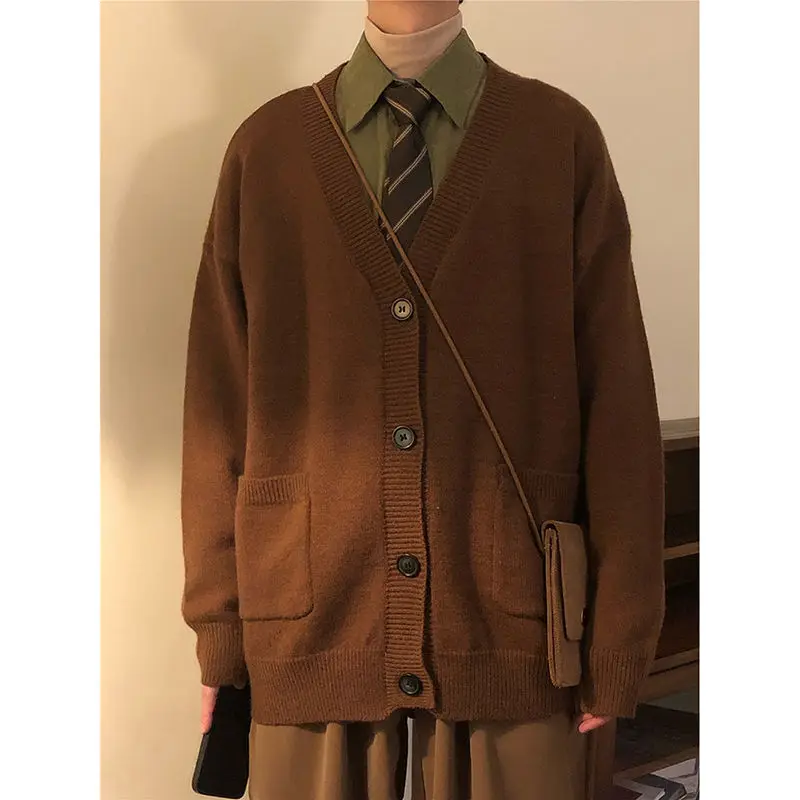 Men\'s knitted sweaters Korean style loose V-neck handsome high-end single-breasted solid color autumn cardigan sweater jackets