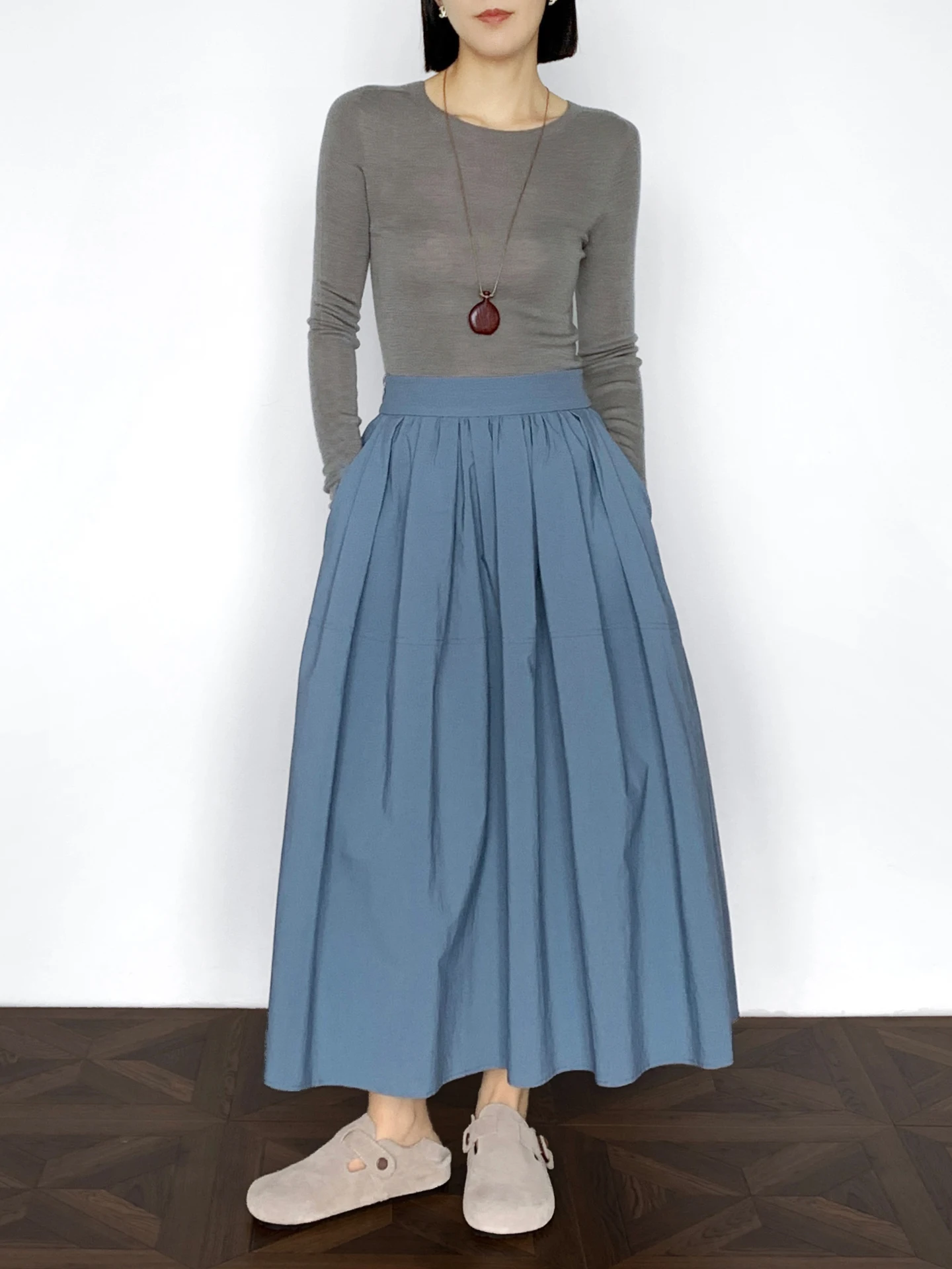 

LUTONG Versatile A-Line Midi Skirt Spring 2025 New Arrival Side Zipper Loose Waist Umbrella Skirt Casual Nylon Cotton Blend