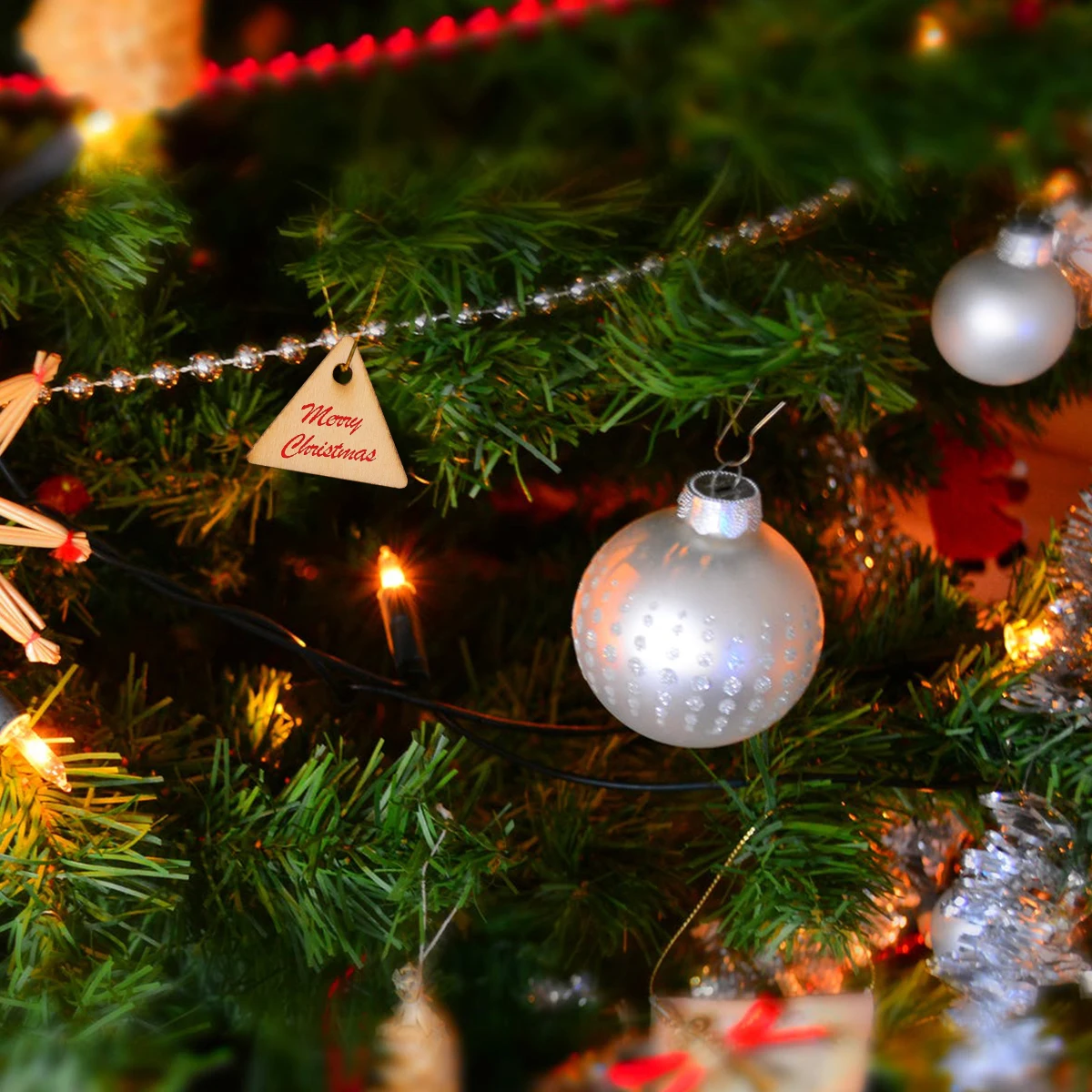 

200pcs Triangular Wood Slices for DIY Crafts Unfinished Wooden Cutouts Embellishments Smooth Surface Kids Learning Tools Home