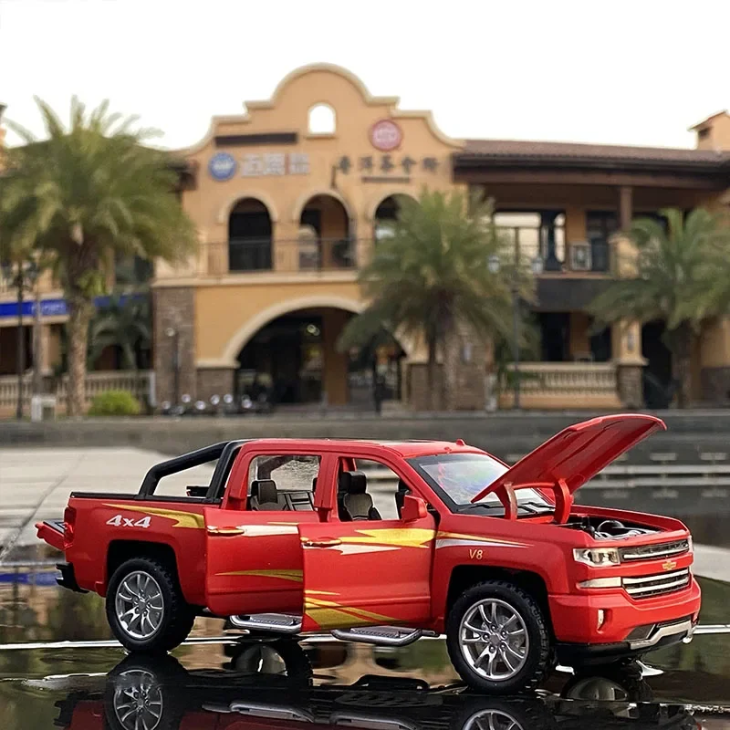 1:32 Chevrolet Silverado Pickup Alloy Car Model Diecast Metal Toy Vehicles Car Model Simulation Sound Light Collection Kids Gift