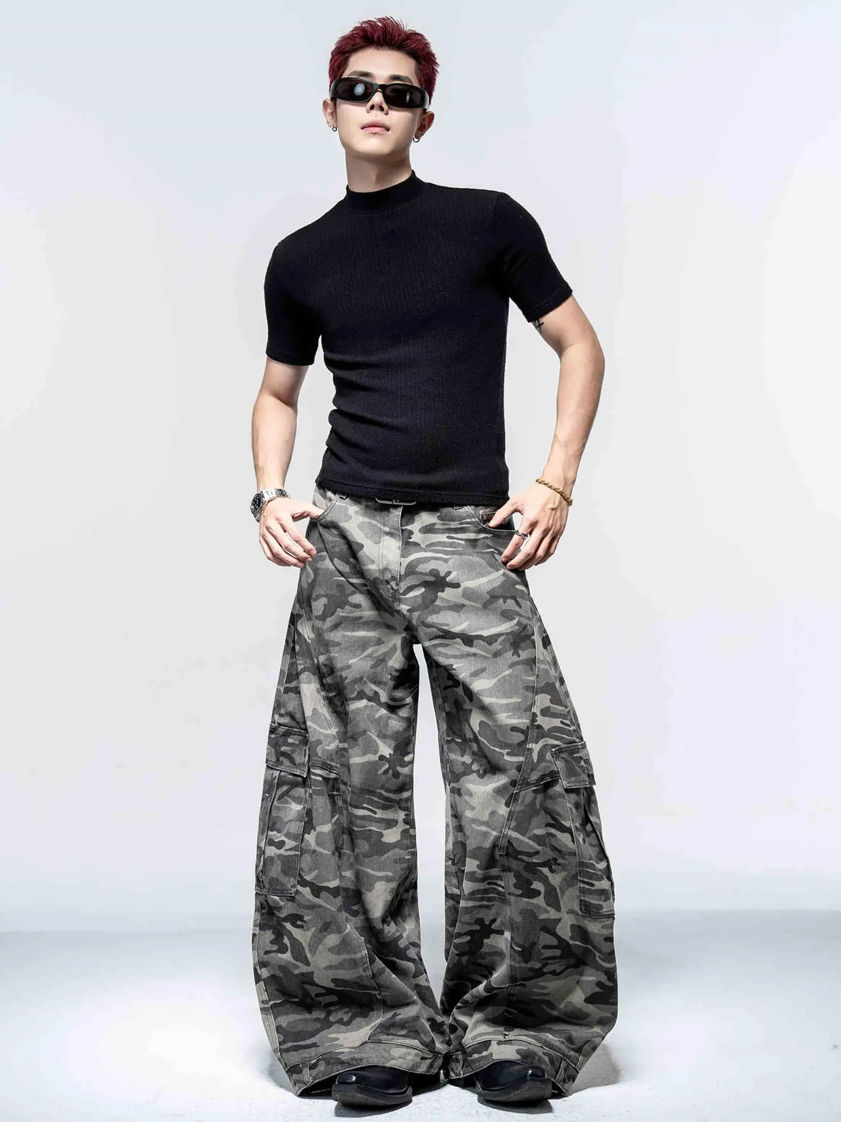 

Retro American Design Camouflage Jeans Men's Loose Wide Leg Multi-Pocket Workwear Knife Long Trousers Casual Jeans