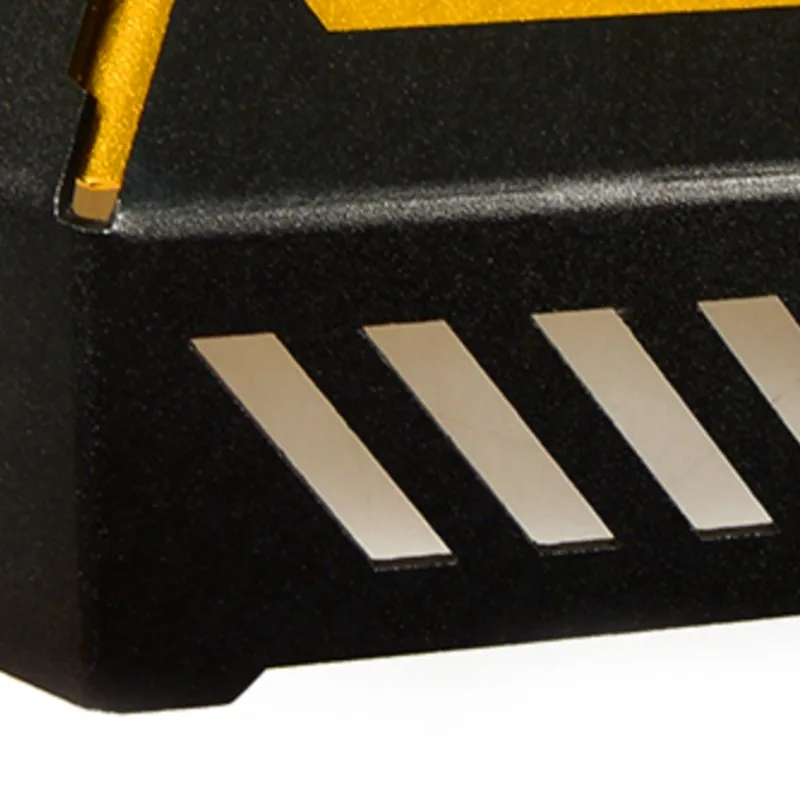 

Защита радиатора для Yamaha MT09 MT-09 2014-2025 2024 2023 2022 2021 2020, защита бака для восстановления охлаждающей жидкости, защитная крышка