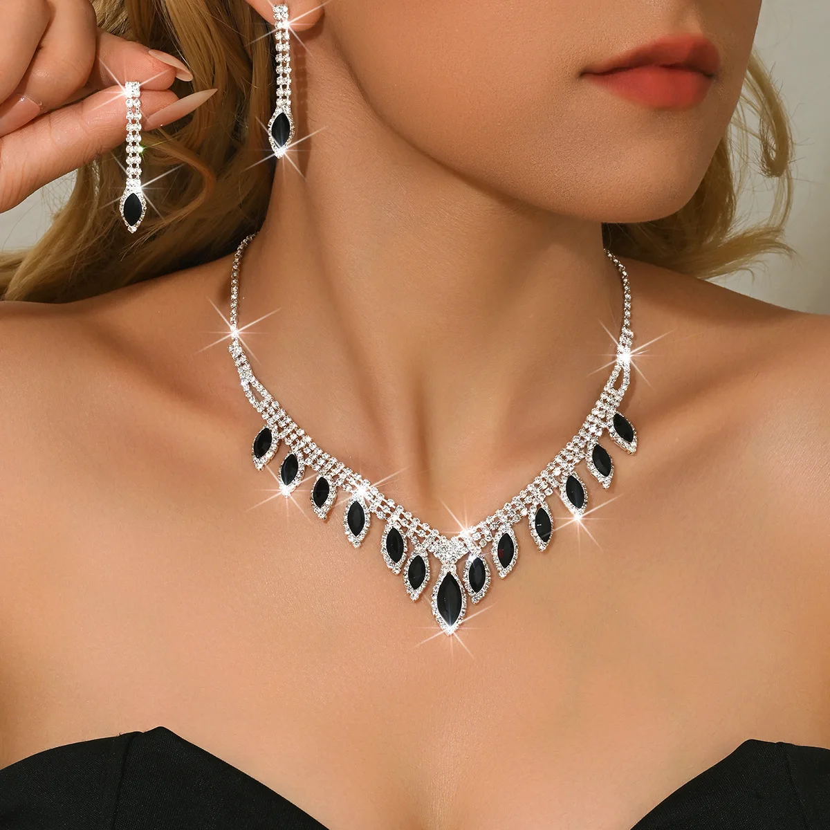 Best Seller Luxury Black Crystal Jewelry Set Women Necklace Earrings Bracelet Ring Party Wedding Bridal Accessories Necklace