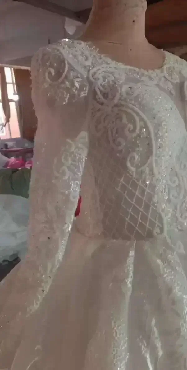 Suknie Ślubne z Aplikacjami z Koralików na Zamówienie, Bufiaste Suknie Balowe dla Kobiet 2025, Luksusowe Suknie Ślubne z Długimi Rękawami dla Panny Młodej