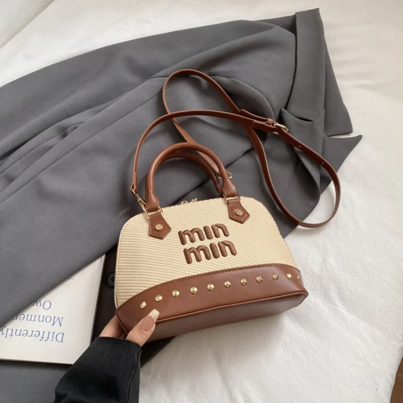 

Trendy Fashion Large Capacity Messenger Bag For Women With Solid Color And Minimalist Chic Crossbody Feature