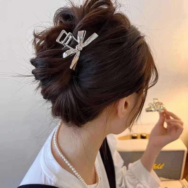 Korean Metal Hair Claw Women'S Simple Bow Medium Ponytail Hair Grab Clip Sweet Temperament Cute Daily Hundred Headwear
