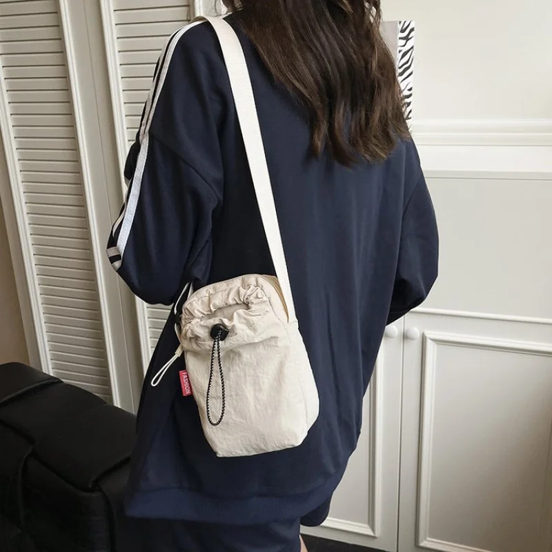 

Vintage Inspired Leather Satchel For Ladies With Traditional Buckle Closures And A Timeless Scholarly Look