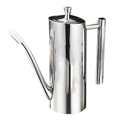 HOT SALE 700Ml Stainless Steel Olive Oil Bottle Vinegar Dispenser Sauce Vinegar Batcher Can Pots Oil Container