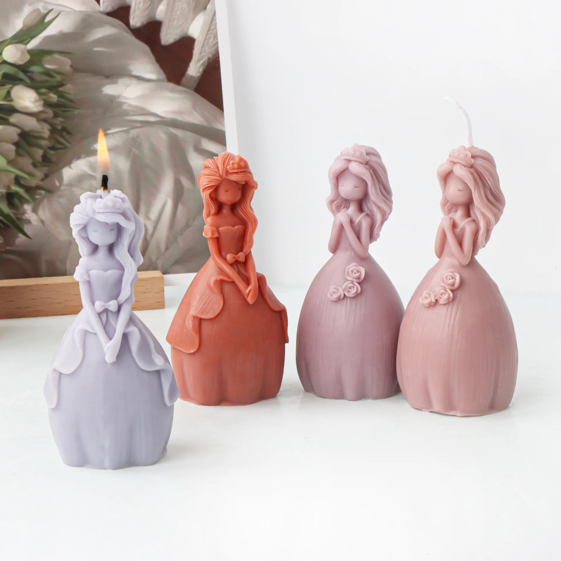 

Prayer Girl Silicone Candle Mold for DIY Aromatherapy Candle Plaster Ornaments Soap Epoxy Resin Mould Handicrafts Making Tool