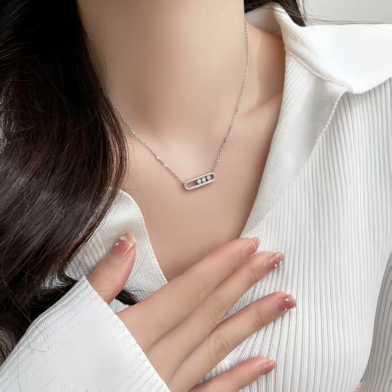 Thumbnail 2 - #10 Compare Pendant Necklaces Before You Buy