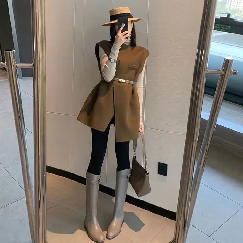 Light Luxury Women's Clothing with High-end Feel Paired Sweater Two-piece Socialite Small Fragrance Style Waistcoat Dresses Suit