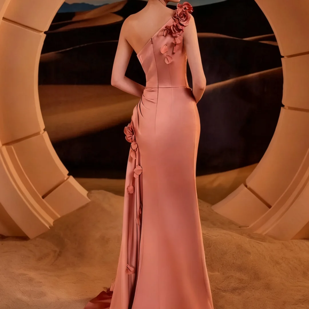 ชุดราตรีงานแต่งงานผ้าซาตินทันสมัย แต่งดอกไม้ 3 มิติ ผ่าข้าง แบบไหล่เดียว ทรงเมอร์เมด สำหรับแขกในงานแต่งงาน แม่เจ้าสาว  สามารถสั่งตัดได้