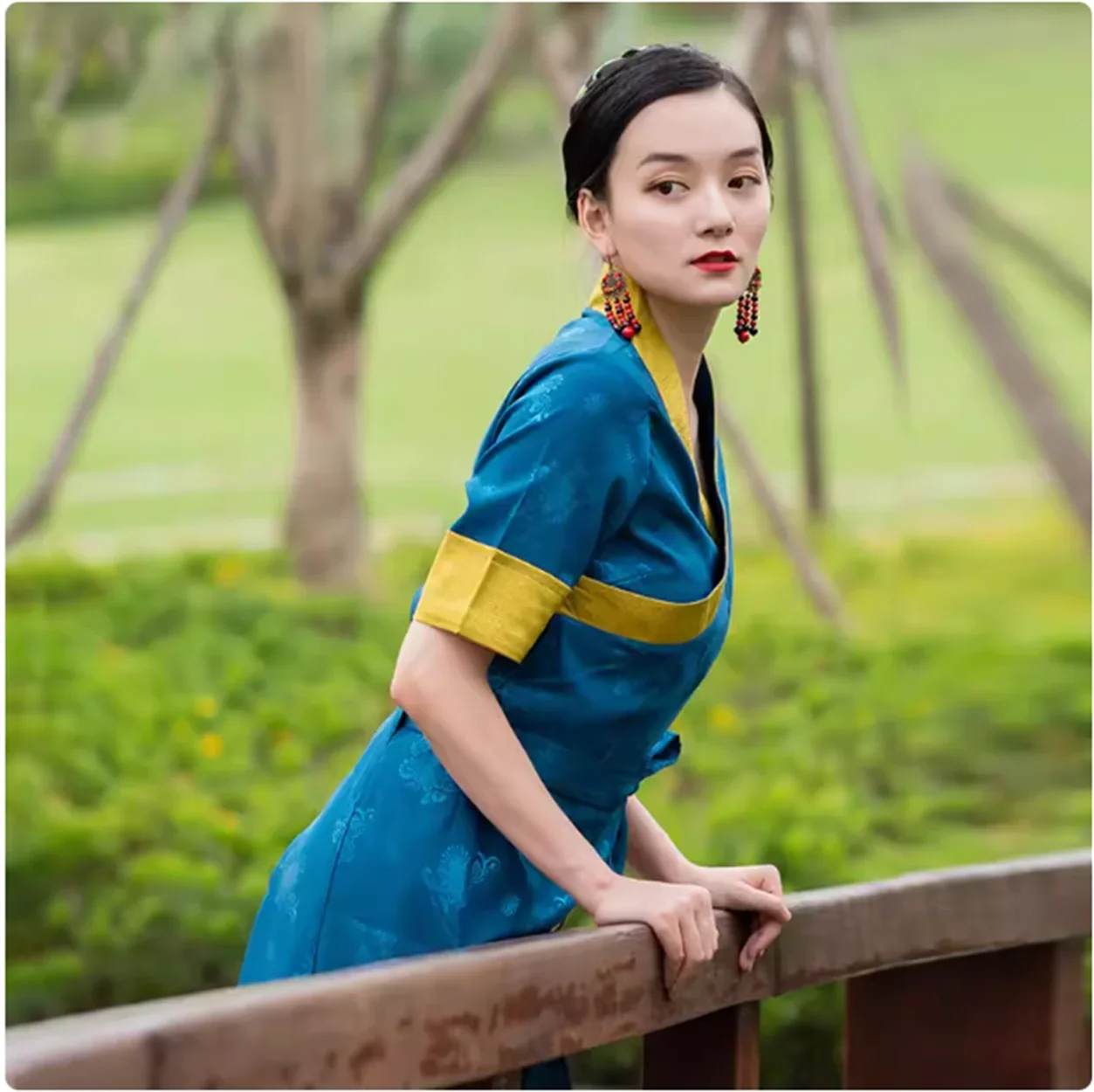 

Short sleeve Xizang style