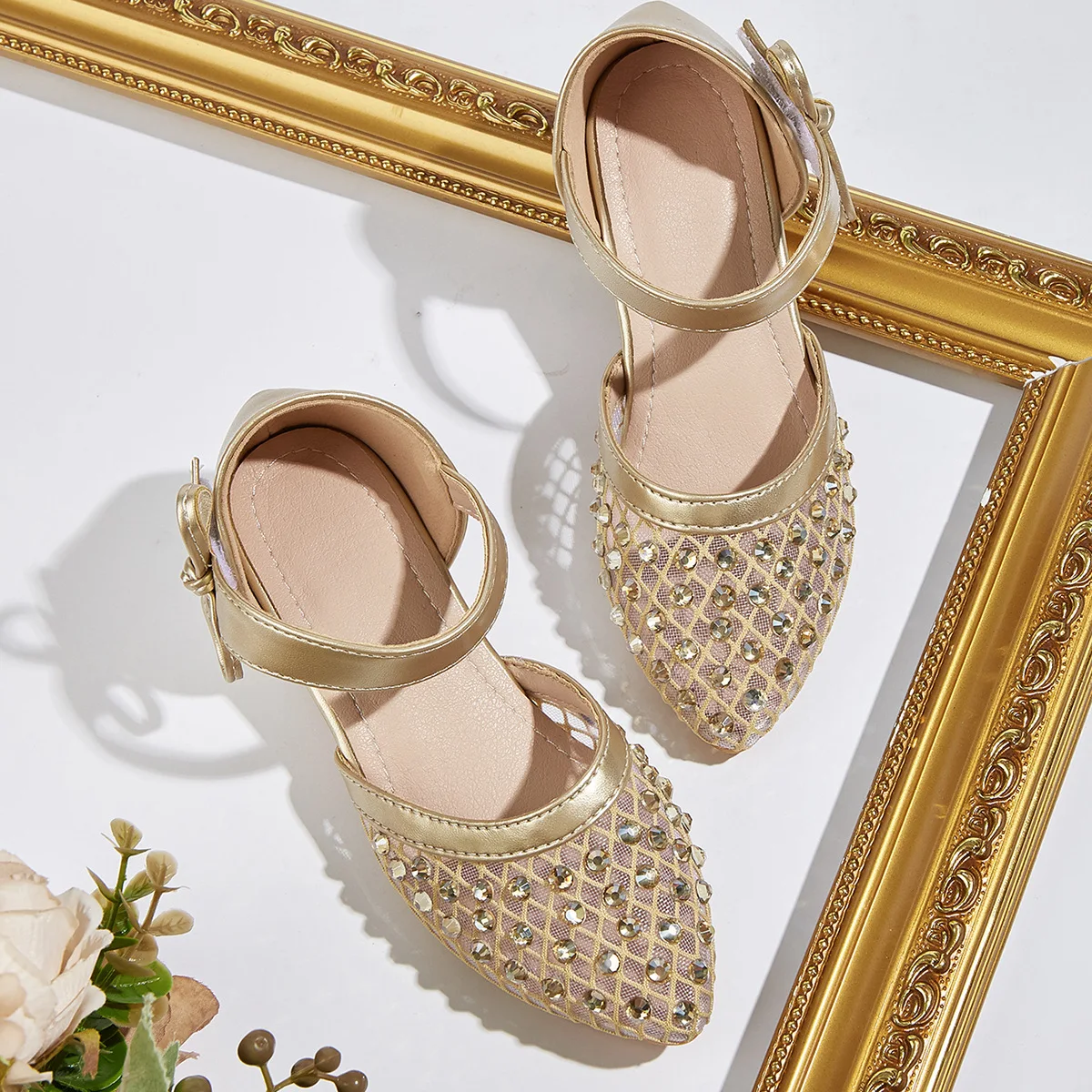 Summer Childrens High Heels Soft Bottom Fashion Mesh Hollow Breathable Girls Sandals Pointed Shiny Glitter Princess Dance Shoes