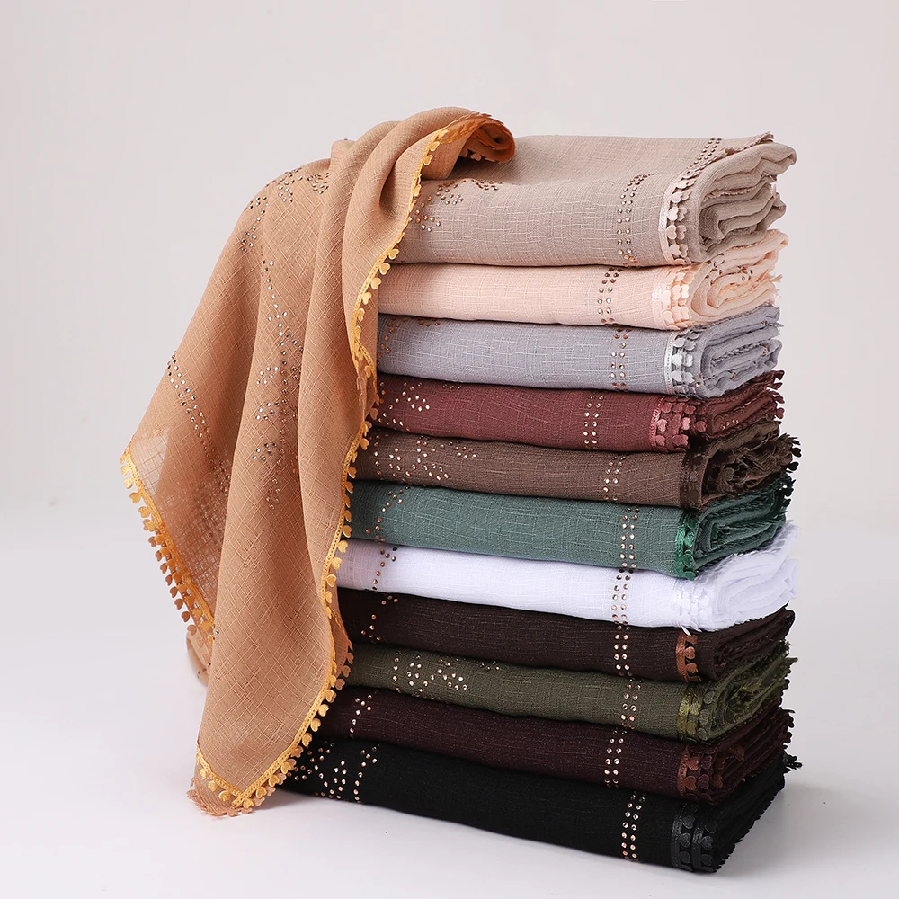 Strass-Besetzter Hijab aus Knitterbaumwolle mit Spitzen- und Quastenrand Muslimisches Damen-Kopftuch Eleganter Damenschal Islamisches Kopftuch – Detail 8