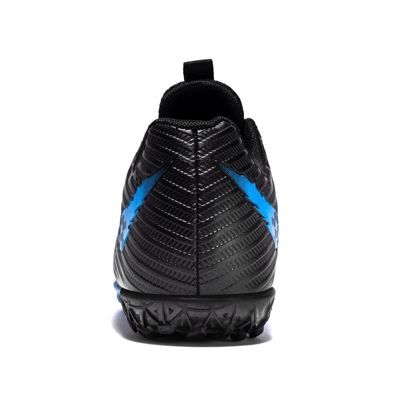 أحذية كرة القدم للأطفال، أحذية رياضية جديدة خفيفة الوزن بإبزيم دوار للأولاد والبنات في الهواء الطلق، أحذية تدريب مقاومة للماء ومضادة للانزلاق