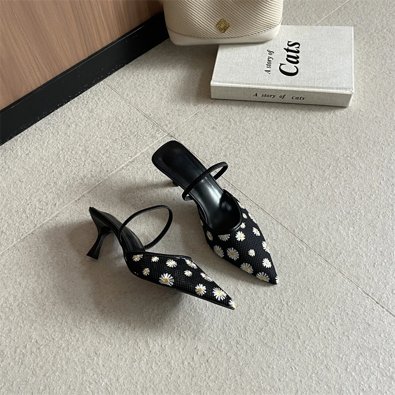 حذاء بكعب عنابي أسود بمقدمة مدببة حذاء صيفي مطرز بالزهور للسيدات حذاء بكعب منخفض للنساء #5