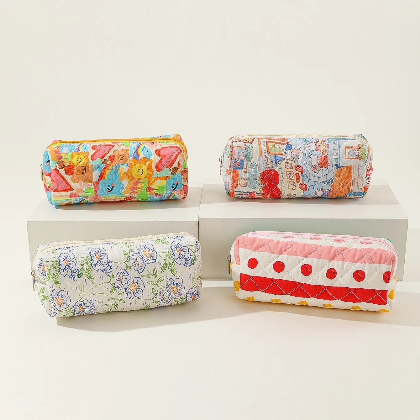 Korean Pencil Case Quilted Makeup Bag Floral Cosmetic Pouch Cotton Fabric Portable Travel Toiletry Bag Pouch Storage Beauty Case