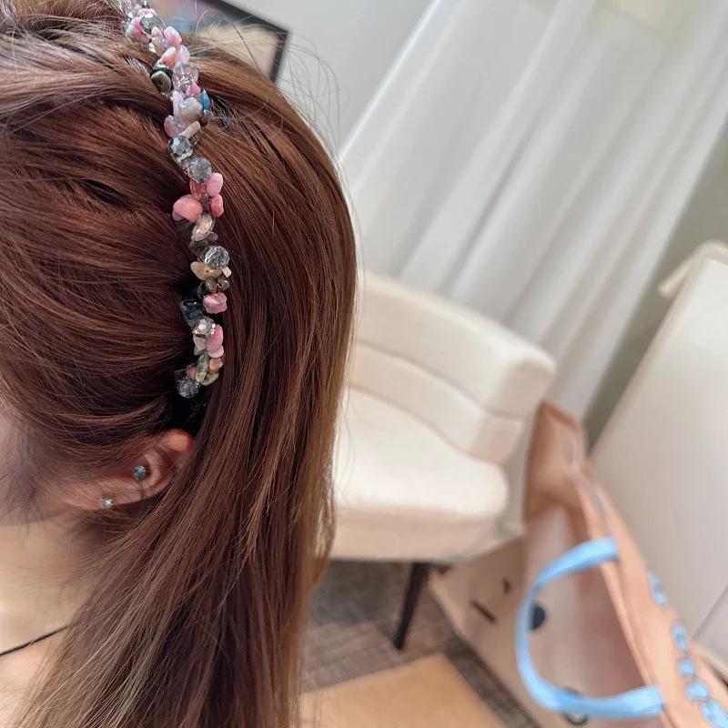 

Delicate Beaded Wire Headband, Vintage-Inspired Hair Accessory with Teeth Grip, Korean Effortless Elegance, Hair Accessory