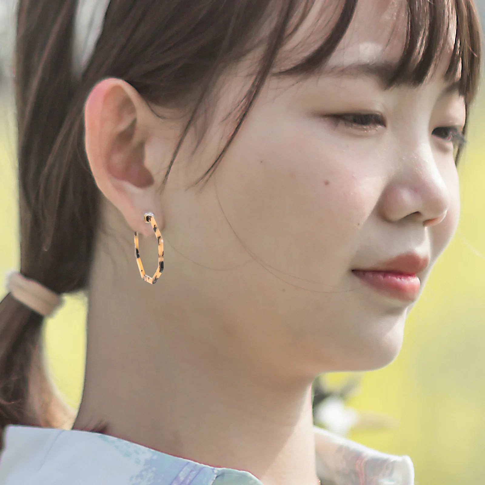 

1Pair Leopard Ear Drop Round Chic Acrylic Earrings Lightweight Stylish Ear Pendant for Summer Daily Wear Women