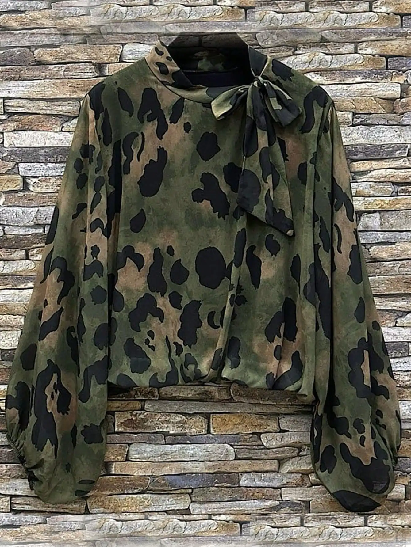 

Женская повседневная блузка с камуфляжным принтом и бантом на горловине, с длинными рукавами, на осень