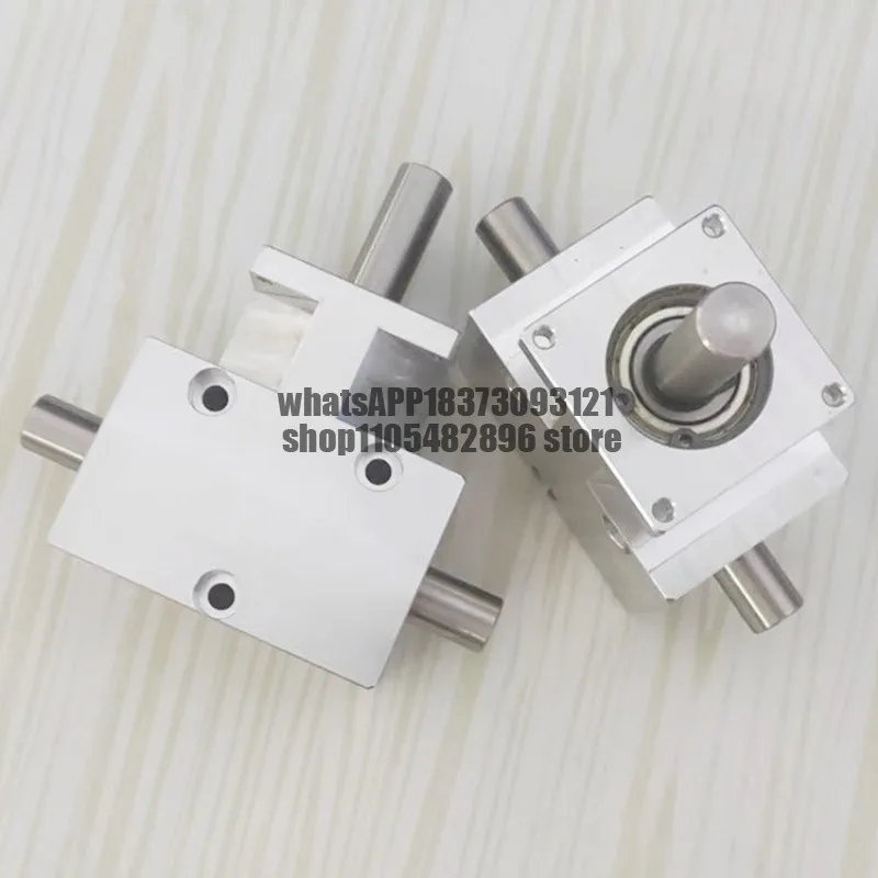Miniature Corner 90 Degree 1:1 Spiral Bevel Gear Shaft Co-directional Double Output Shaft Differential Assembly Gearbox