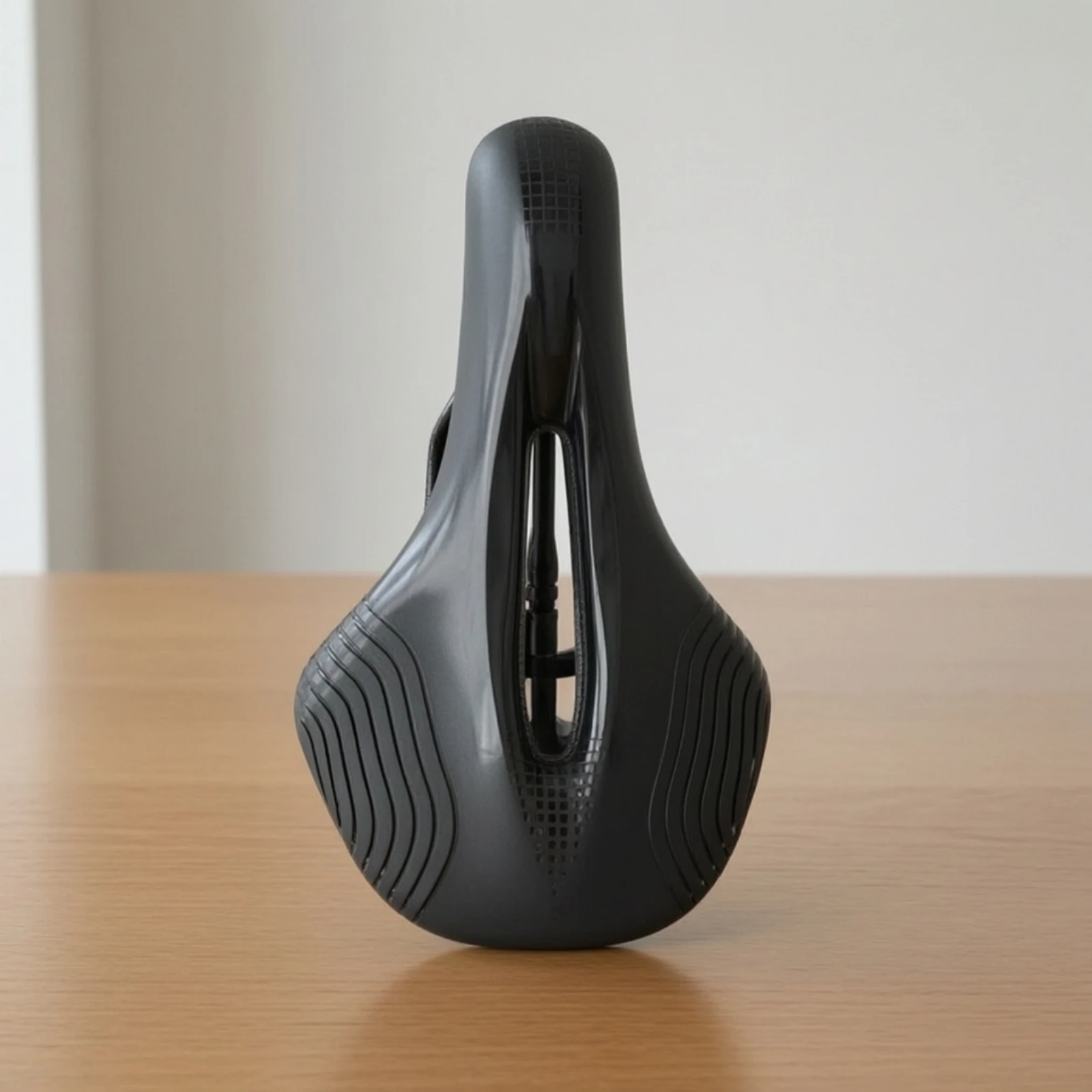 Road Bike Saddle Streamlined Bike Saddle with Hollow Channel Cycle Seat Ergonomic Lightweight for Cyclists, Daily Commuting