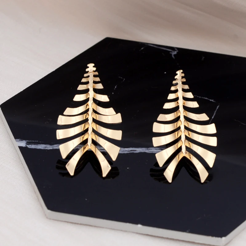 Ассиметричные-металлические-серьги-в-европейском-и-американском-стиле-модные-длинные-серьги-в-стиле-хип-хоп-и-панк-аксессуары-для-путешествий-ms-girl