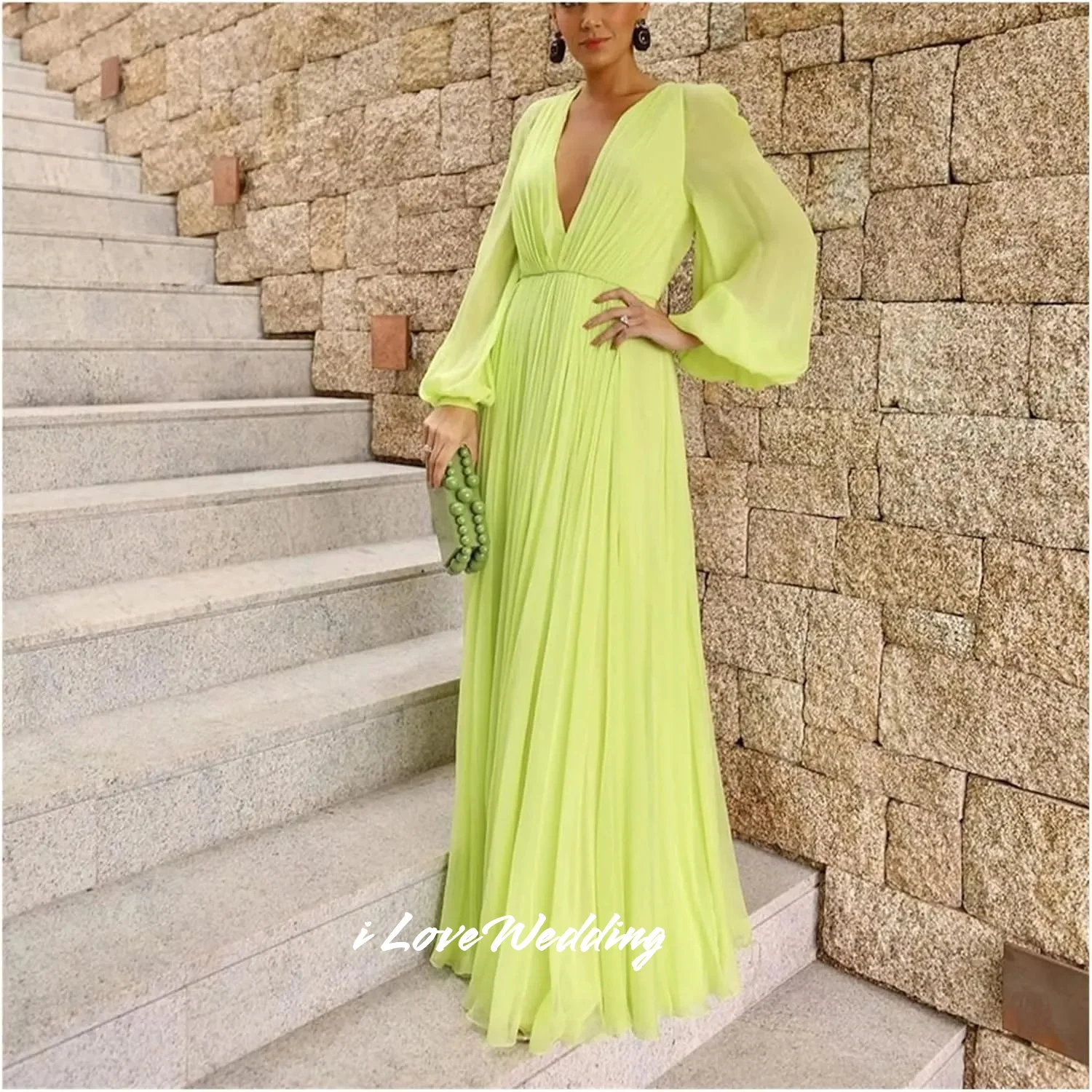 

Green V-Neck Evening Dresses 2025 Chiffon Long Sleeve A-Line Floor-Length Pleated Prom Dresses Wedding Party Dresses Customized