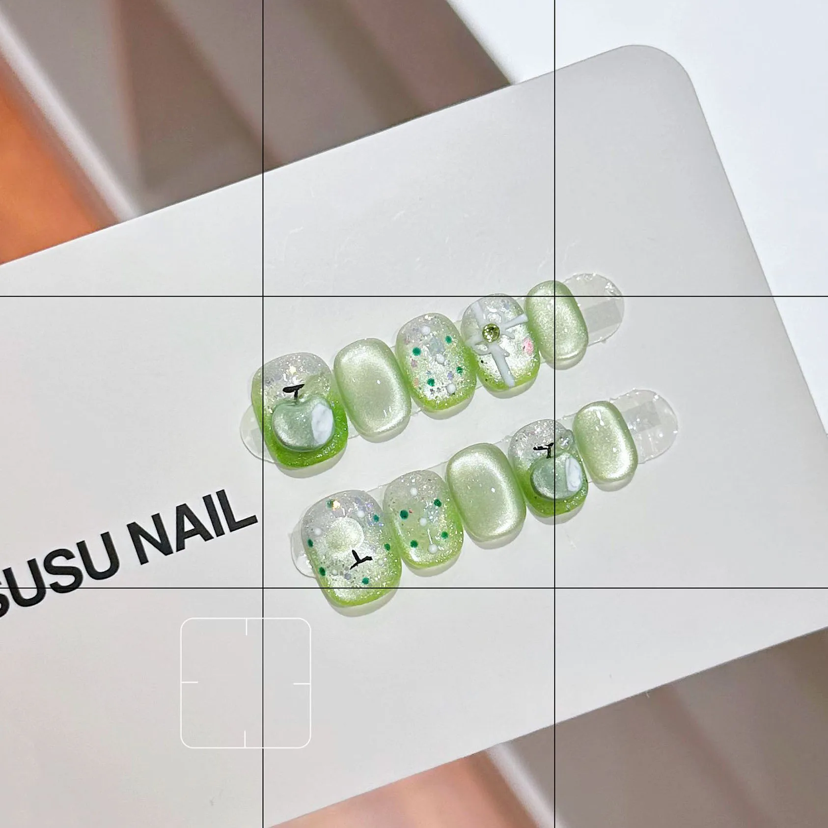 10 pçs artesanal imprensa em unhas verde maçã paraíso cobertura completa dicas de unhas para mulher & menina curto removível wearable prego