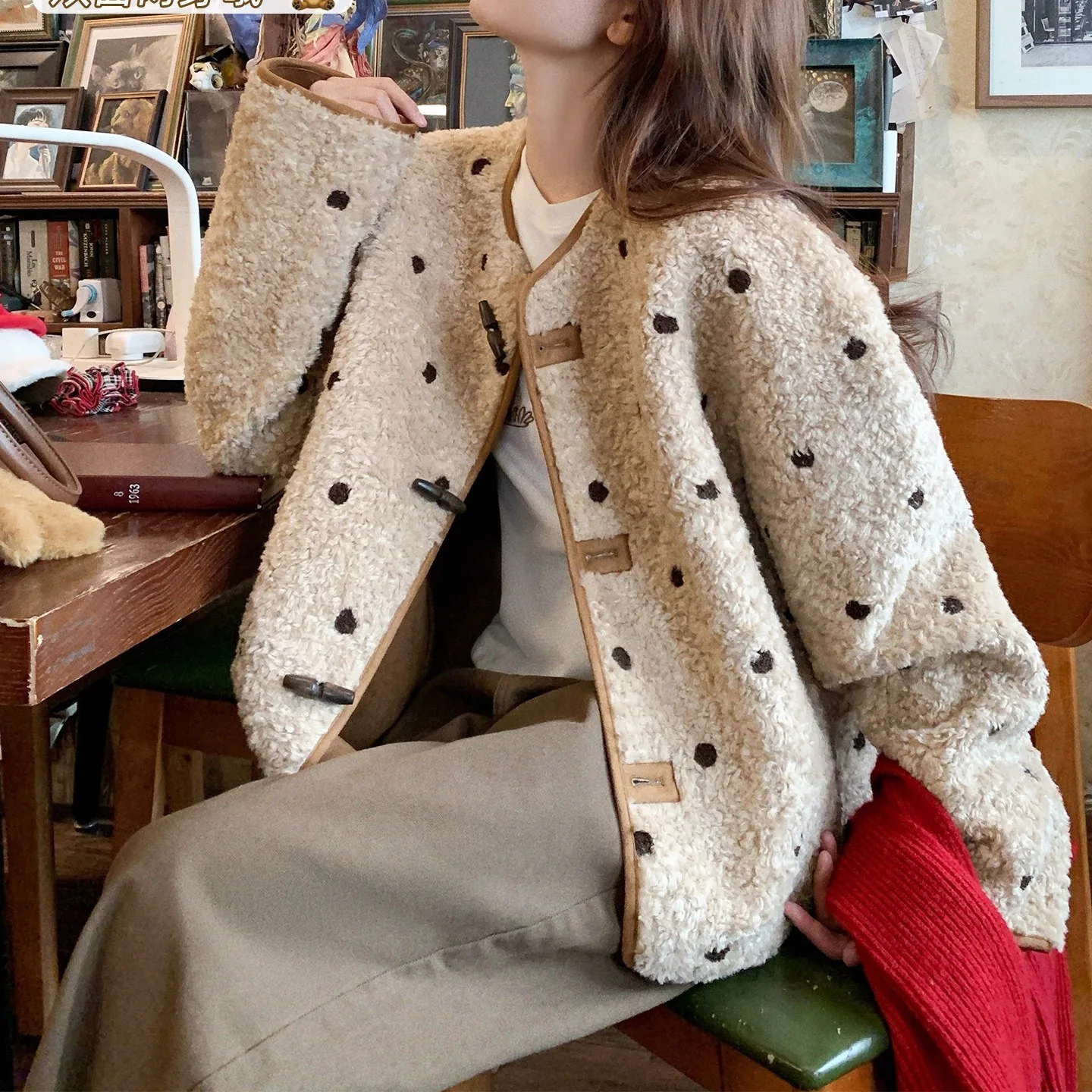 Double-sided suede lamb wool coat women's winter short fashion foreign style fur integrated polka dot plush thick top