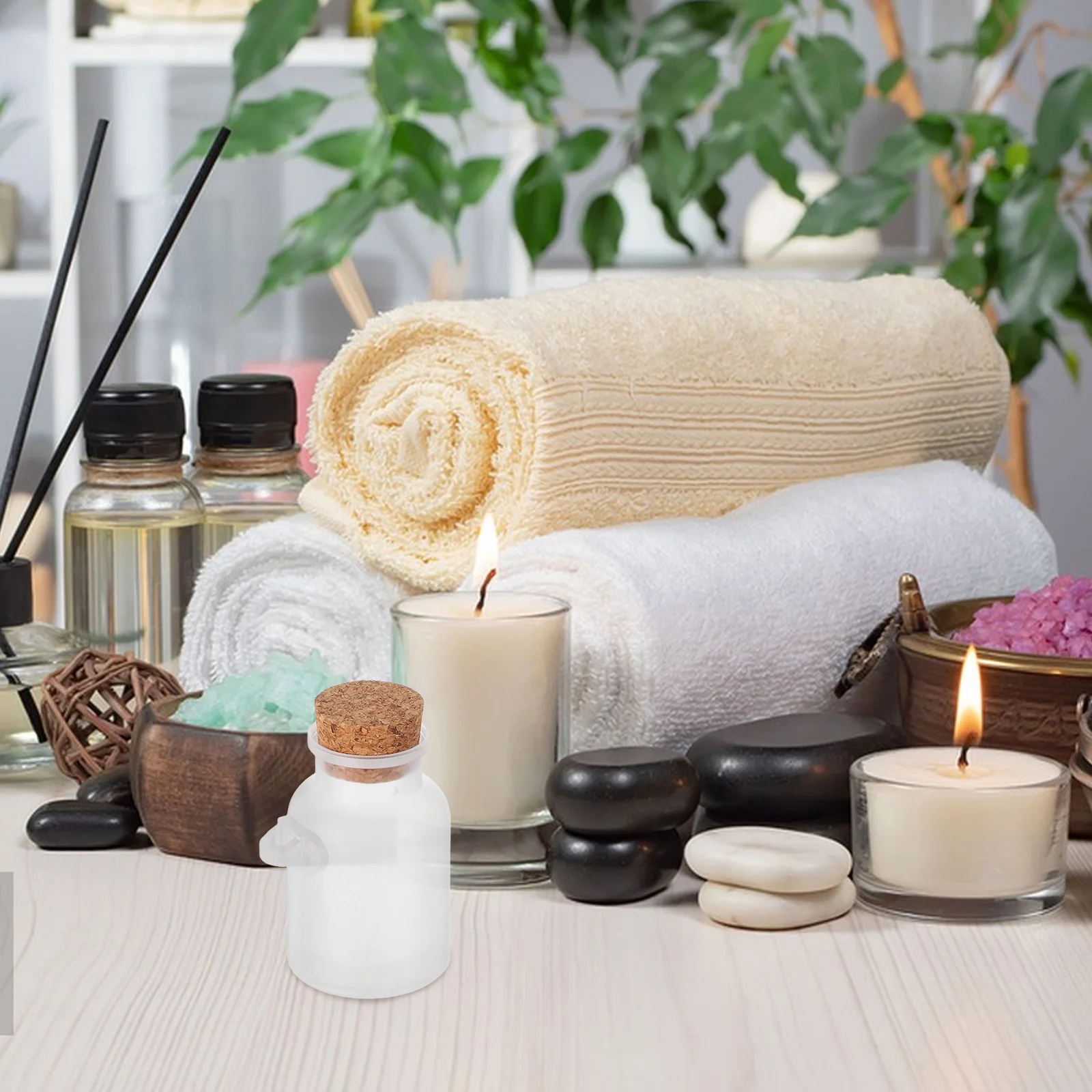 

8pcs Frosted Bath Salt Bottles 100Ml Plastic Vials With Corks Refillable Travel Containers For Shampoo Toiletries Transparent