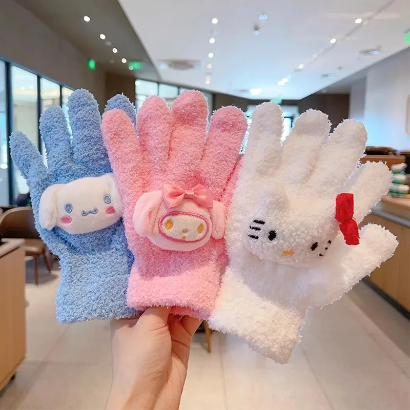1/4PCS KT Cat Gloves: Kuroko Coral Fleece Girls' Knitted Plush Five-Finger Cycling Gloves