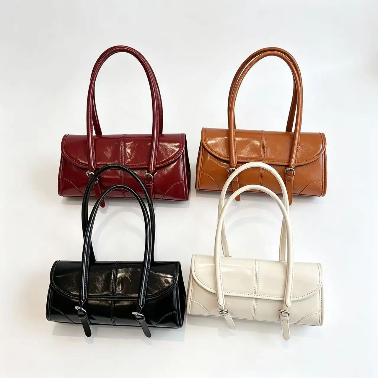 2026 Large Capacity Retro Commuter Women's Autumn and Winter New Style Beautiful Simple Fashionable Single Shoulder Underarm Women's Bag
