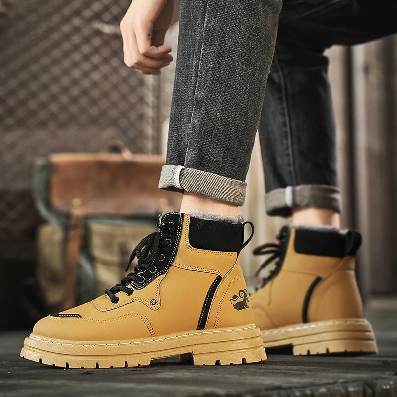 

​Men's Winter CottonPadded Snow Boots Thickened FleeceLined AntiCold Waterproof Outdoor Boots for Extreme Cold​