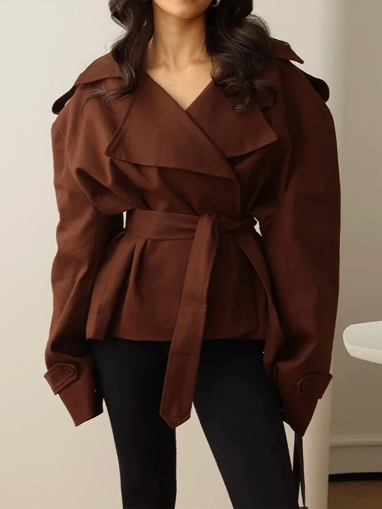 Damenmäntel mit Einfarbigem Revers und Gürtel, Kurze Trenchcoat-Jacke für den Frühling, Weiblicher Epaulet-Mantel mit Langen Ärmeln und Knöpfen, Schlanker Schnitt, Neue Damen-Oberbekleidung – Detail 25