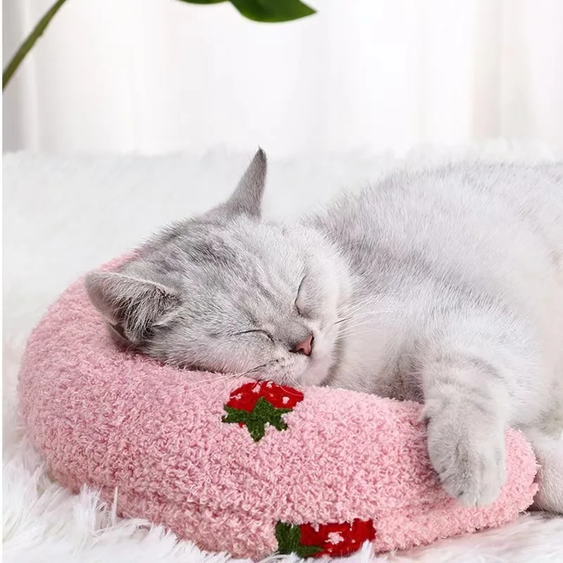 Little Pillow for Cats Fashion Neck Protector Deep Sleep Puppy U-Shaped Pillow Cat Pillow Kitten Headrest Dog Sleeping Pillow